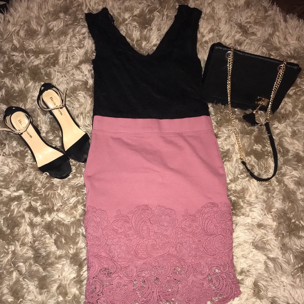 DONATED Pencil Skirt 🔴